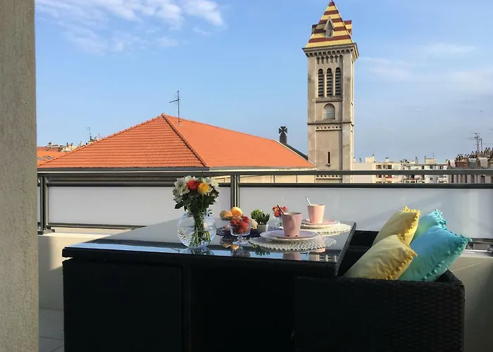 Appartement Riviera Terrasse - Parking Gratuit Nice